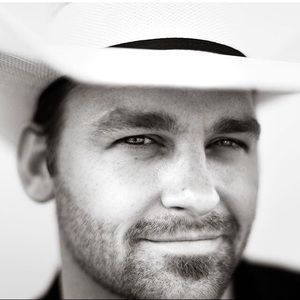 Meet your Posher, Ethan